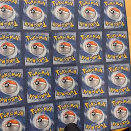 politie-houdt-vijf-mensen-aan-voor-lsd-geprint-als-pokemon-kaarten.jpg