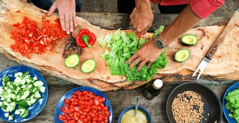 r0-cc-1555-800-57e-Samen_koken_openingsfoto__Maarten_van_den_Heuvel_-1769191670.jpeg