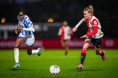 rotterdam-02-11-2025-sportcomplex-varkenoord-season-2025-2026-dutch-eurojackpot-vrouwen-eredivisie-f.jpeg