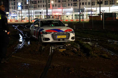 rotterdam-het-hofplein-heeft-er-weer-een-opvallend-verkeersincident-bij-donderdagochtend-22-januari.webp