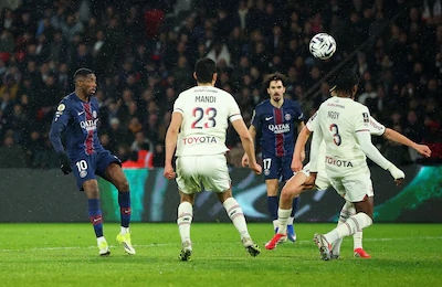 soccer-football-ligue-1-paris-st-germain-v-lille-parc-des-princes-paris-france-january-16-2026-paris.webp