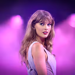 taylor-swift-jongste-vrouw-ooit-in-songwriters-hall-of-fame.jpg