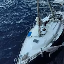 vermiste-man-69-op-zeilboot-na-twaalf-dagen-gered-op-middellandse-zee.jpg