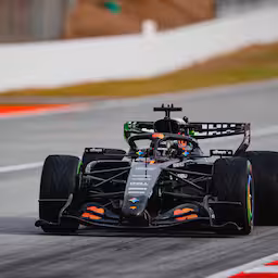 wereldkampioen-norris-na-eerste-testdag-in-nieuwe-mclaren-het-voelt-anders.jpg