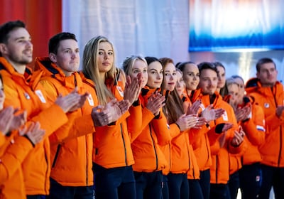 2026-01-05-15-03-39-heerenveen-jutta-leerdam-en-andere-sporters-tijdens-de-presentatie-van-de-nederl.jpeg