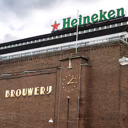 bierbrouwer-heineken-schrapt-de-komende-twee-jaar-duizenden-banen.jpg