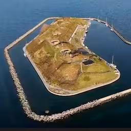 dit-eiland-bij-kopenhagen-staat-te-koop-voor-10-miljoen-euro.jpg