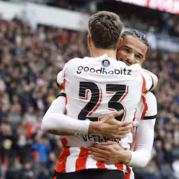 live-eredivisie-psv-op-koers-voor-monsterzege-op-feyenoord.jpg