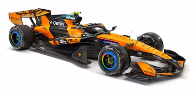 mcl40-van-mclaren.avif