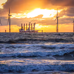 nederland-zet-in-op-windmolens-op-noordzee-is-er-weer-hoop-voor-de-sector.jpg