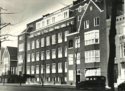 nieuwe-raadplaat-rvt-6-2-2026-rotterdam-middelland-1936-gezicht-op-de-rotterdamse-huishoudschool-aan.webp