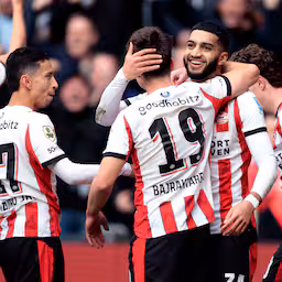 psv-door-winst-op-feyenoord-weer-op-koers-voor-vroegste-kampioenschap-ooit.jpg