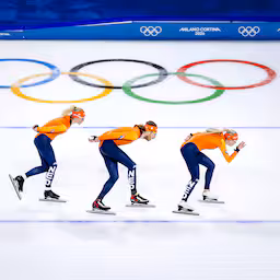 revolutionair-schaatspak-moet-nederland-aan-medailles-helpen-het-is-wel-warm.jpg