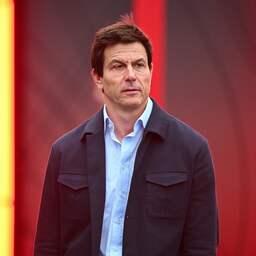 teambaas-wolff-haalt-uit-naar-rivalen-om-motor-mercedes-ze-zoeken-excuses.jpg